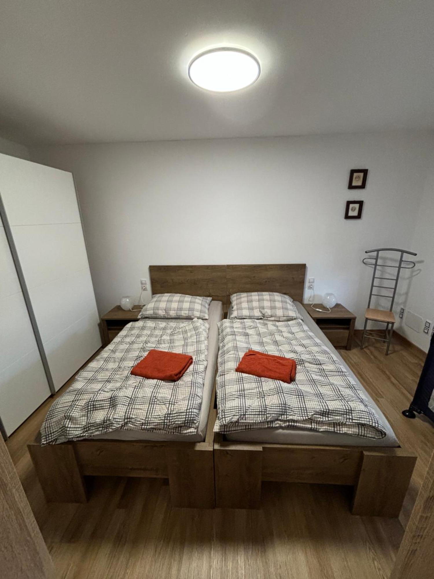Apartman Pod Kostelem Strazov Dış mekan fotoğraf